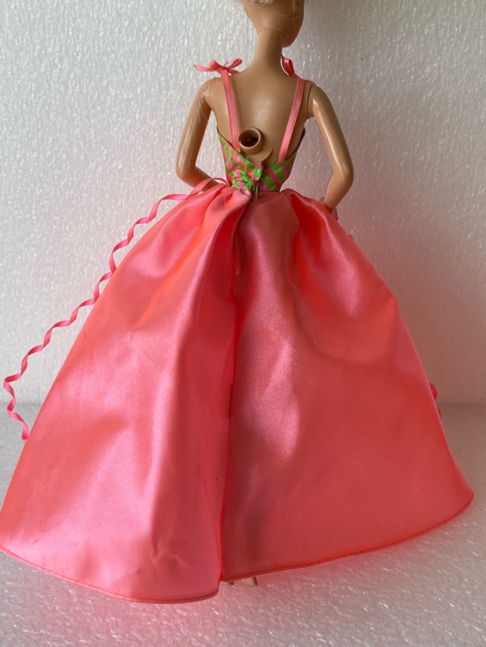 Vintage 1998 Birthday Party Blonde BARBIE Doll Mattel #22905 - NO Accessories - Picture 6 of 16